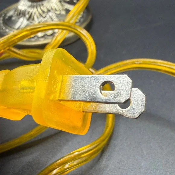 Vintage L’Innocence Madonna & Child Porcelain Lithophane Table Lamp, Mary & Lamb - Picture 17 of 17